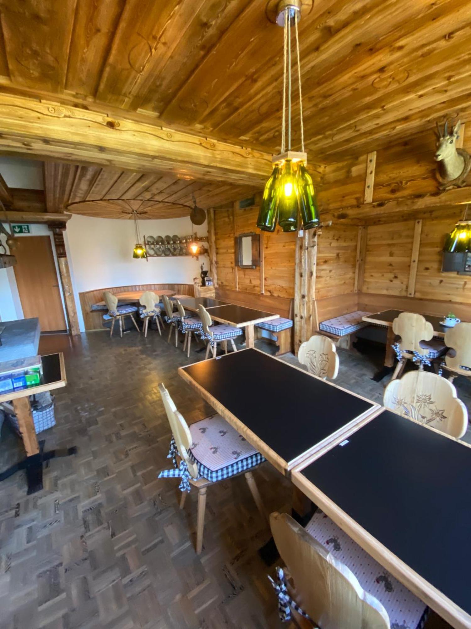 Colorado Riders Chalet Crans-Montana Ngoại thất bức ảnh